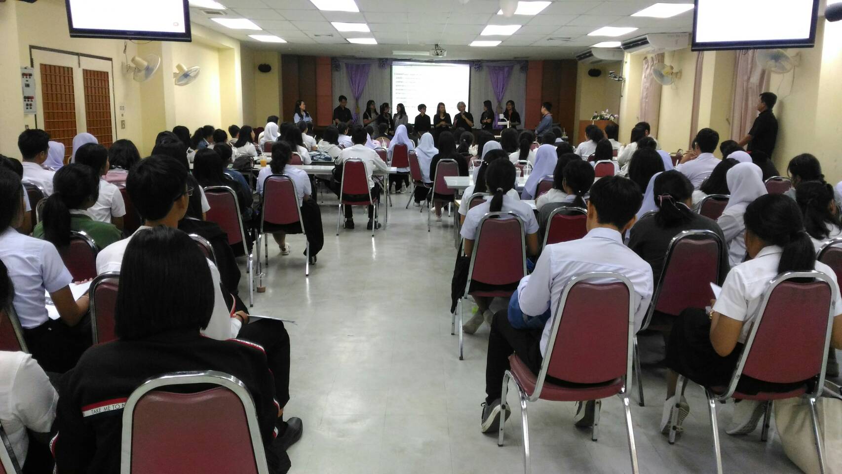 อบรม PBL หลักสูตรกายภาพบำบัด สำนักวิชาสหเวชศาสตร์ วันที่ 18 ตุลาคม 2560