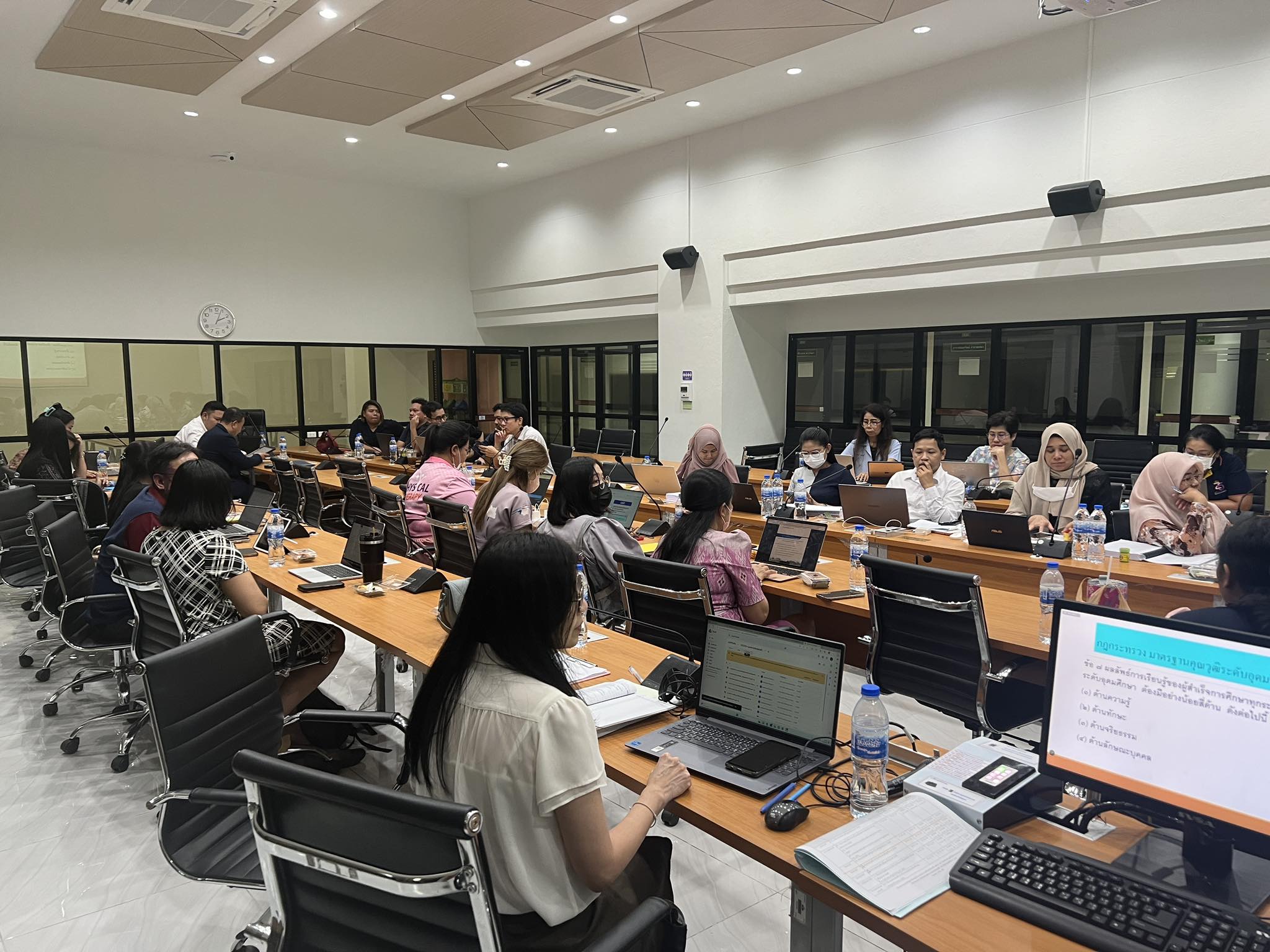ประชุมเชิงปฏิบัติการหลักสูตรเร่งด่วนที่มีสภาวิชาชีพ วันที่ 8 ส.ค.2566