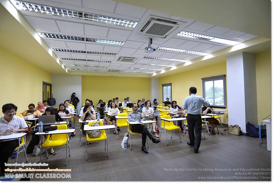 โครงการพัฒนาผู้สอนห้องเรียนอัจฉริยะ (Smart Classroom) หลักสูตรที่ 3 การใช้เทคโนโลยีสารสนเทศเพื่อการเรียนการสอน