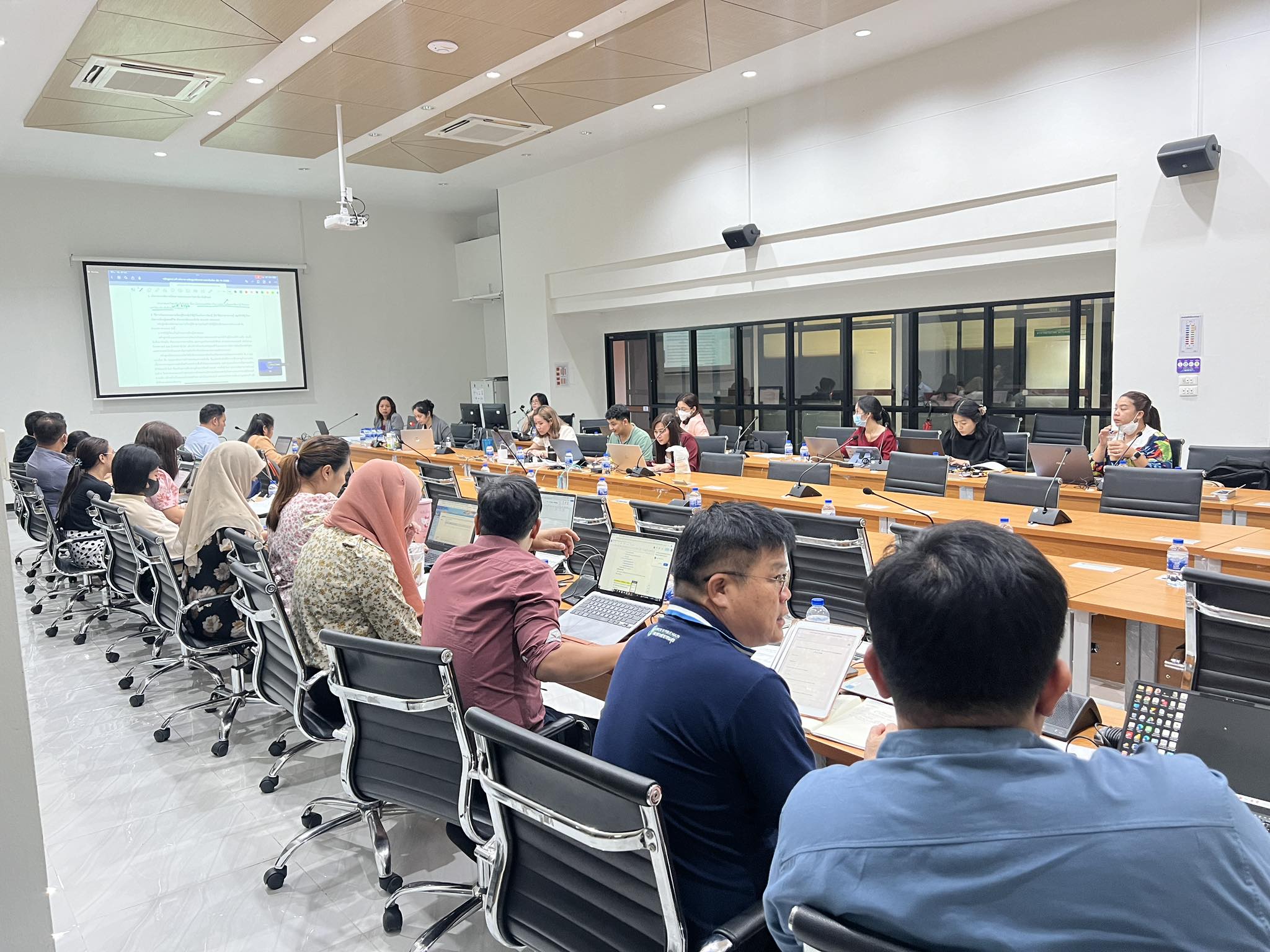 ประชุมเชิงปฏิบัติการ การบันทึกข้อมูลหลักสูตรในระบบ CHECO ครั้งที่ 1/2566 วันที่ 30 พ.ย. 2566